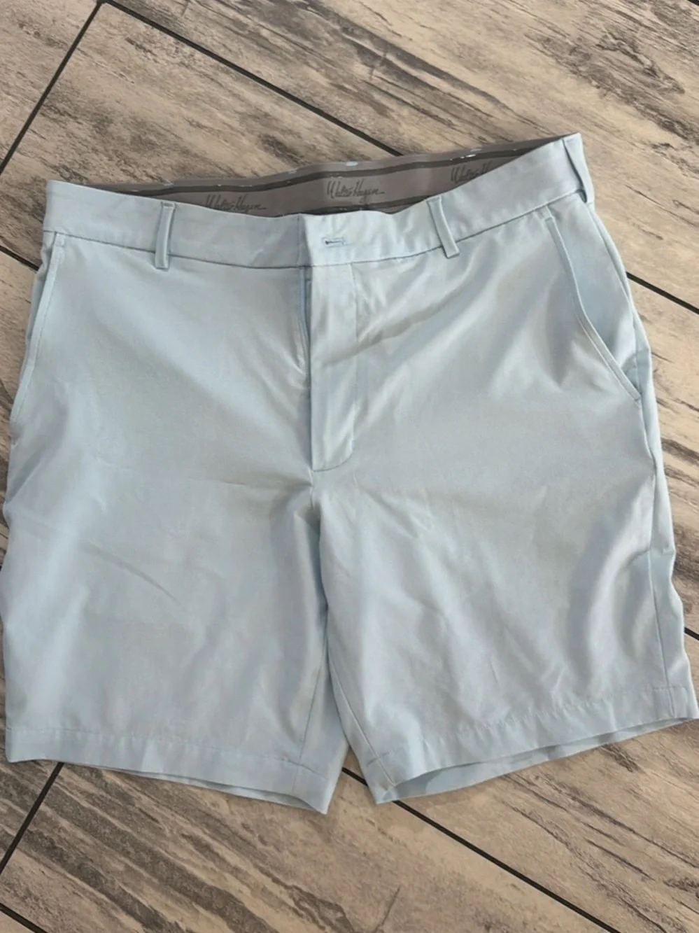 Walter Hagen Pale Blue Flat-Front Men's Shorts